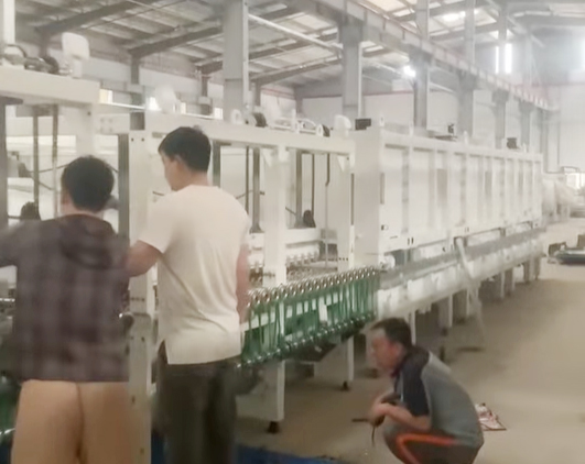 Co nen dau tu lo toi kinh cuong luc trong nam 2024 khong
