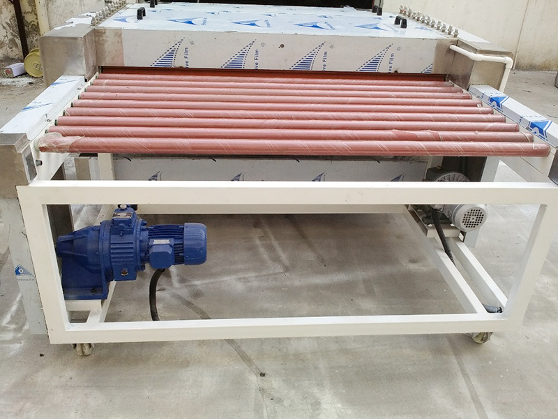 Máy rửa và sấy khô kính thiết bị không thể thiếu trong sản xuất gia công kính