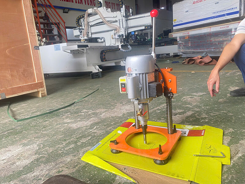 Top máy gia công kính cho xưởng cánh kính nội thất hiện đại 1