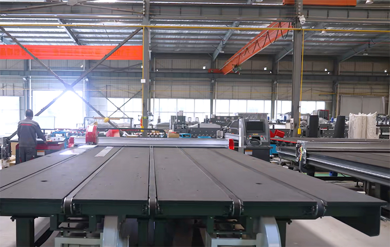 Địa chỉ mua máy cắt kính CNC tại Bình Dương chất lượng cao, giá cạnh tranh