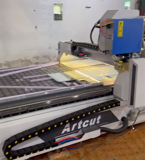 gopco-chuyen-giao-may-khac-laser-140w-da-nang