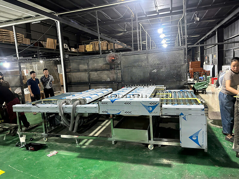 Hoàn thành lắp đặt chuyển giao máy rửa kính 1m6 2 buồng sấy cho công ty Trọng Tín, Hà Nội