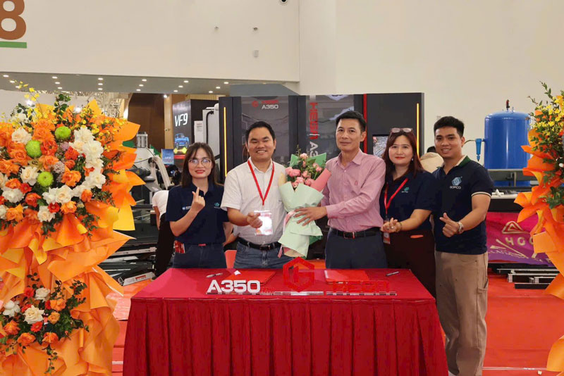 trạm gia công trung tâm Hega, Hega A350, trạm Hega A350, máy Hega A350, trạm gia công trung tâm cửa nhôm, trạm gia công cửa nhôm, máy gia công cửa nhôm CNC, máy cắt khoan khoét nhôm